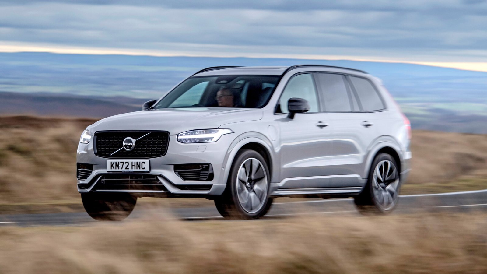 Best Family Cars in Pakistan 2025