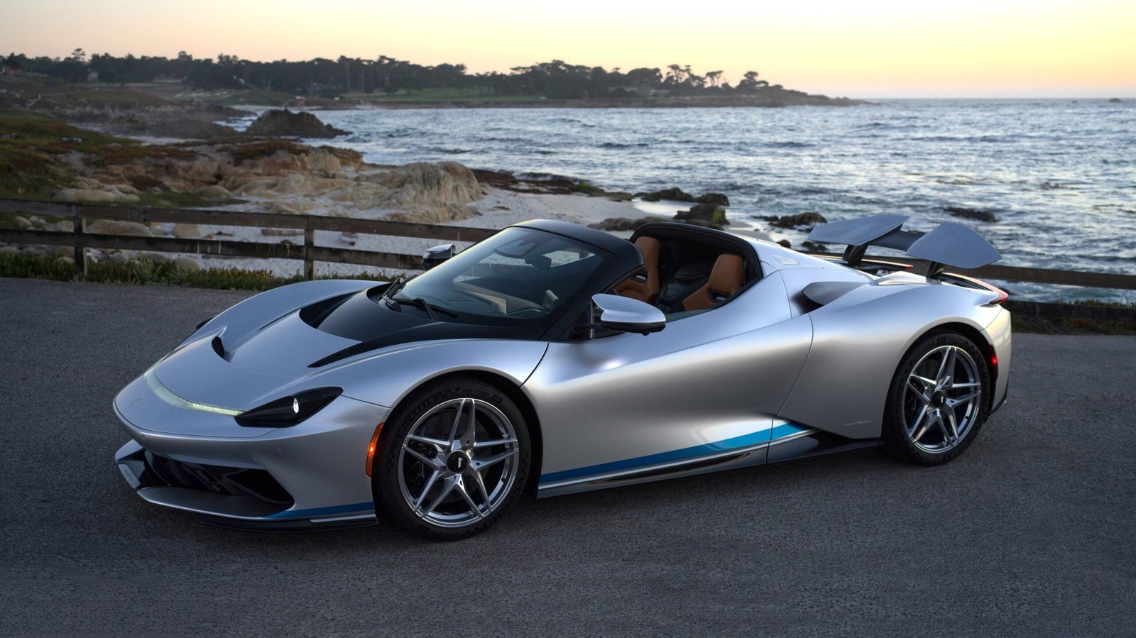 Top Luxury Cars in the USA 2025
