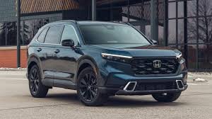 Best Family Cars Europe 2025 | Top-Rated Hybrid & Electric SUVs